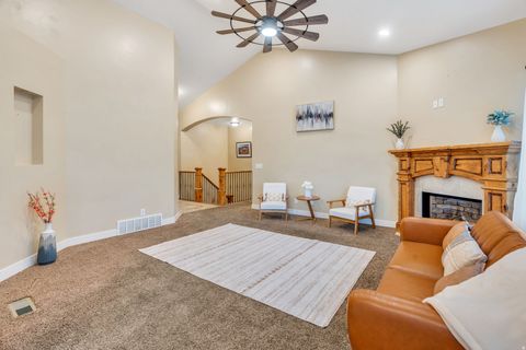 Tiny photo for 318 W 800 S, Salem, UT 84653 (MLS # 2122433)