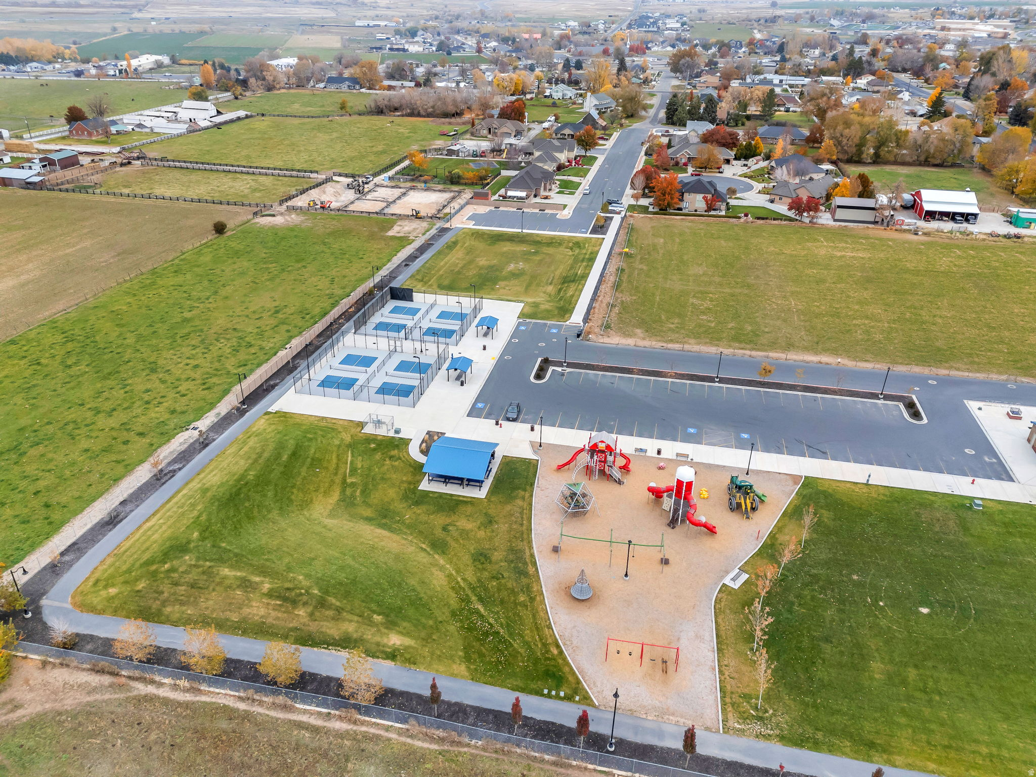 ELK VIEW - Residential