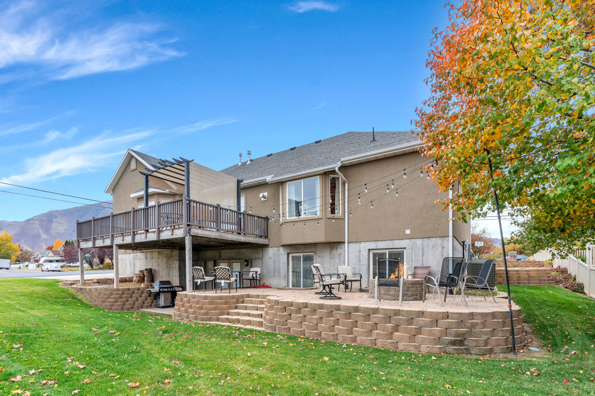 ELK VIEW - Residential