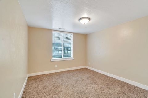 Tiny photo for 318 W 800 S, Salem, UT 84653 (MLS # 2122433)