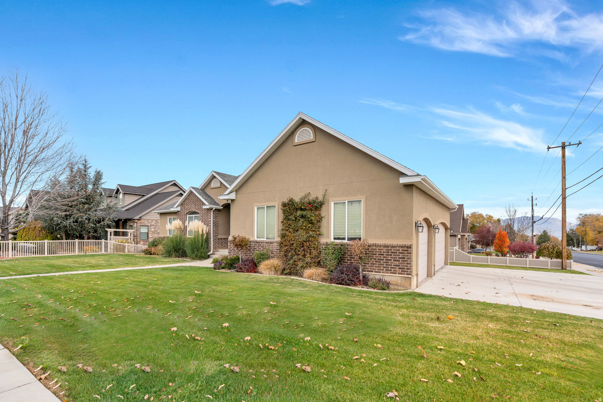 ELK VIEW - Residential