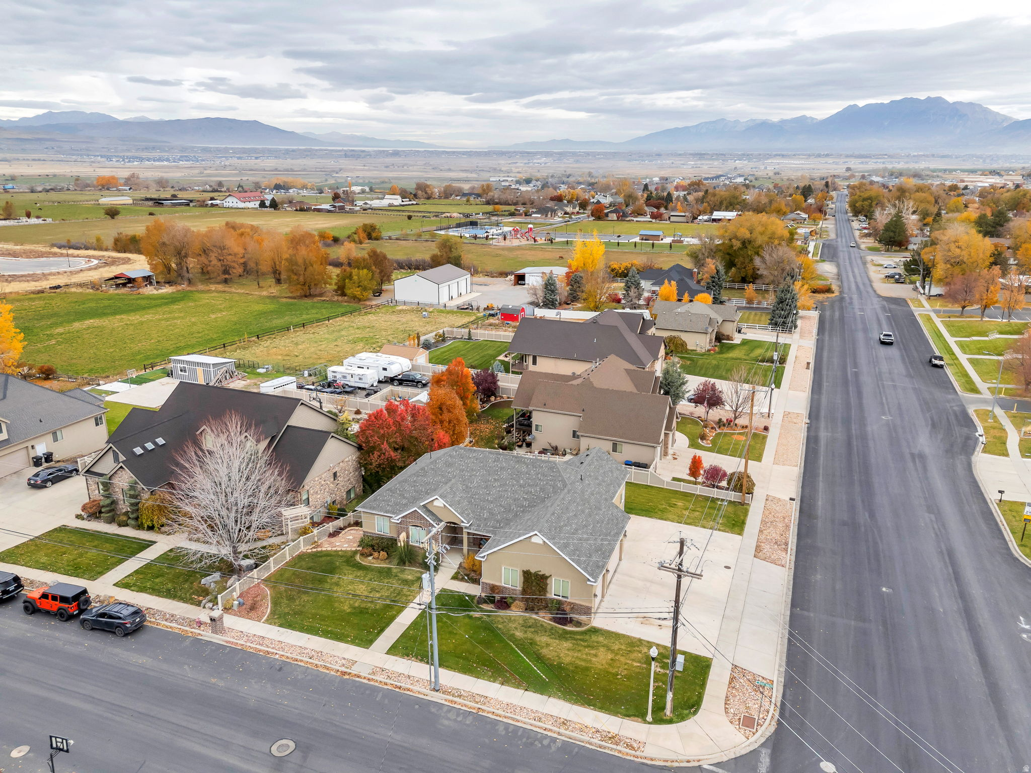 ELK VIEW - Residential