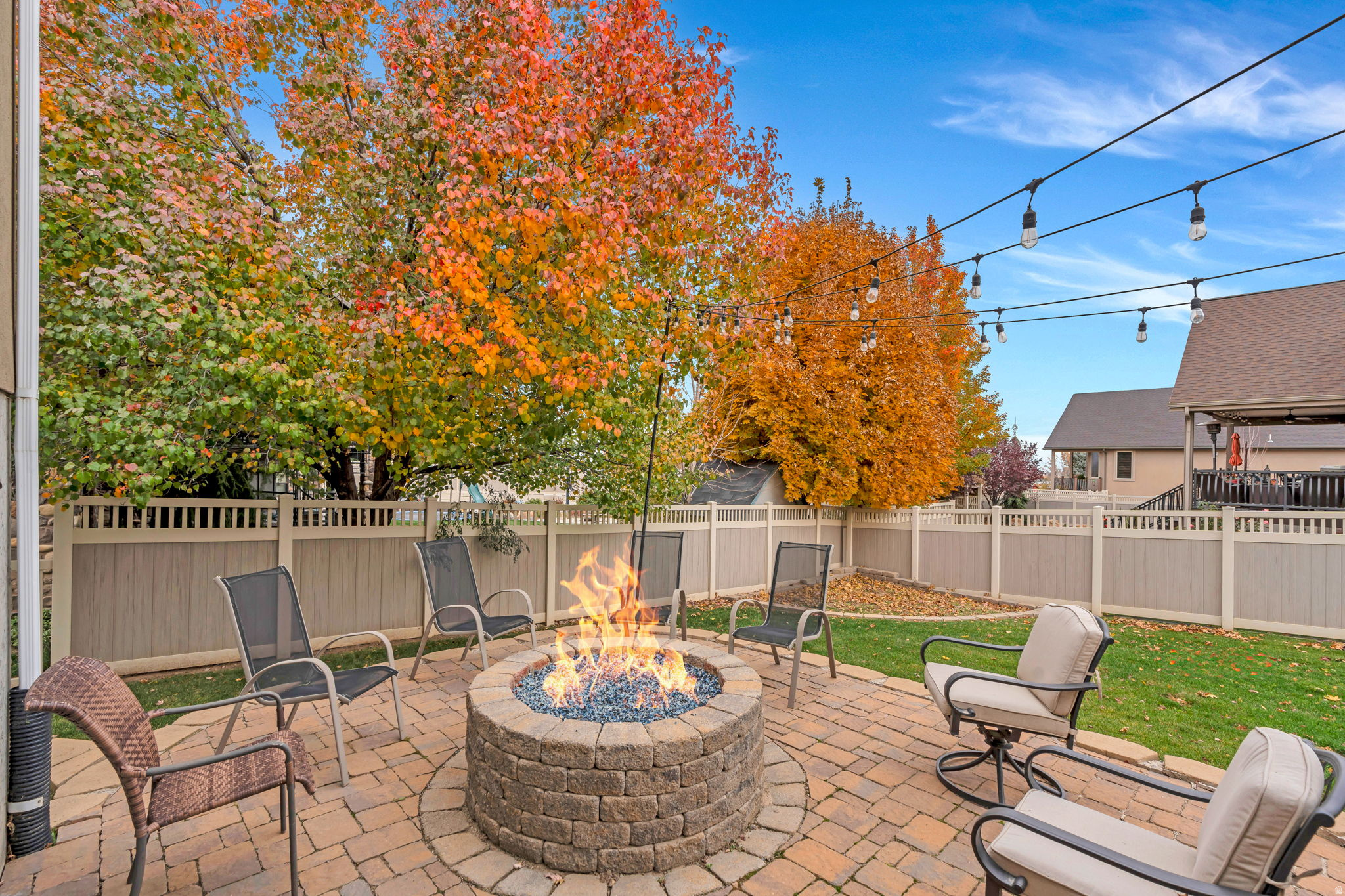 ELK VIEW - Residential