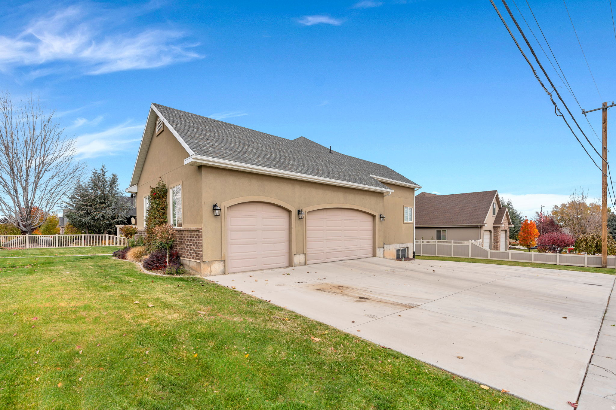 ELK VIEW - Residential