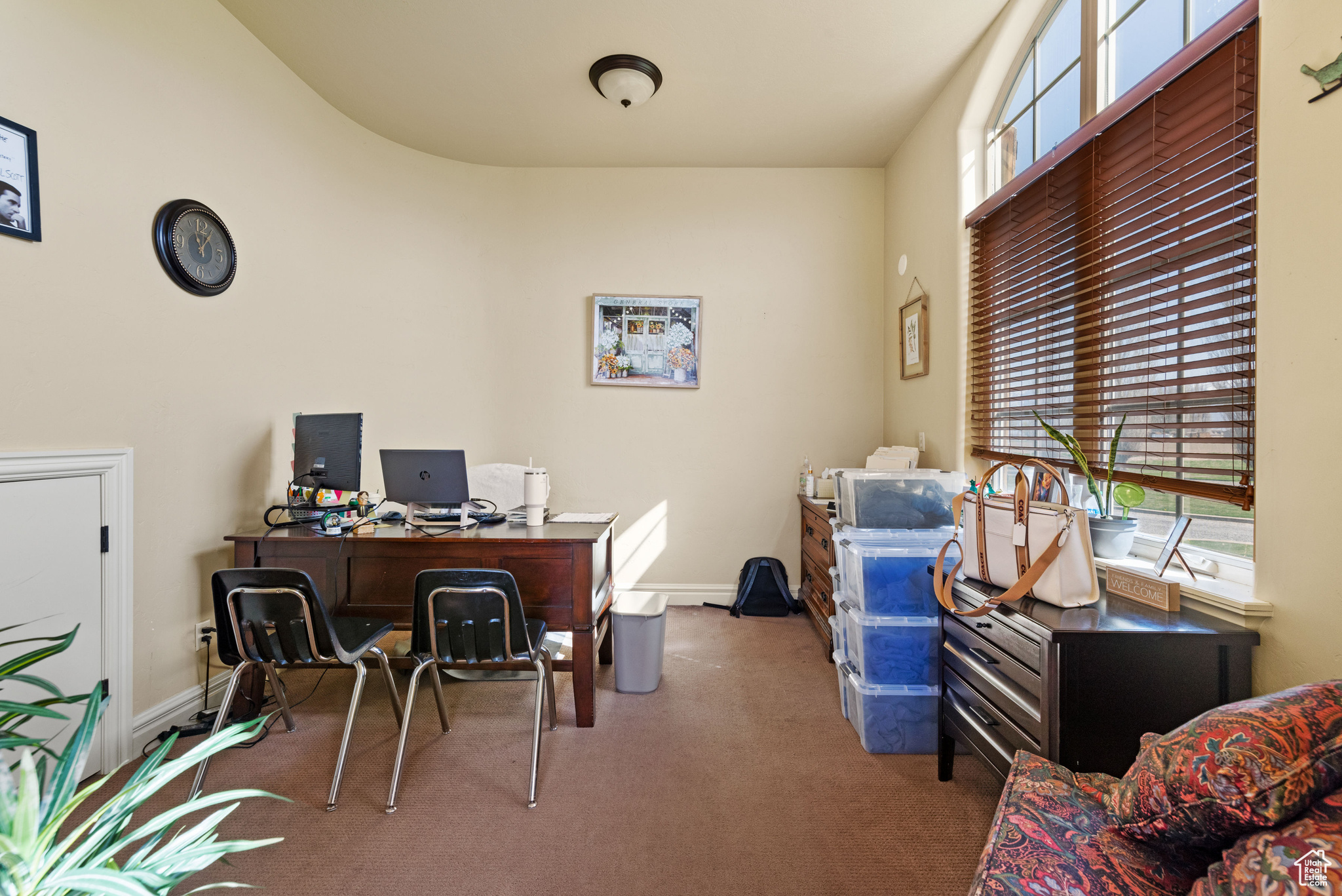 BARTOLD - Commercial Sale