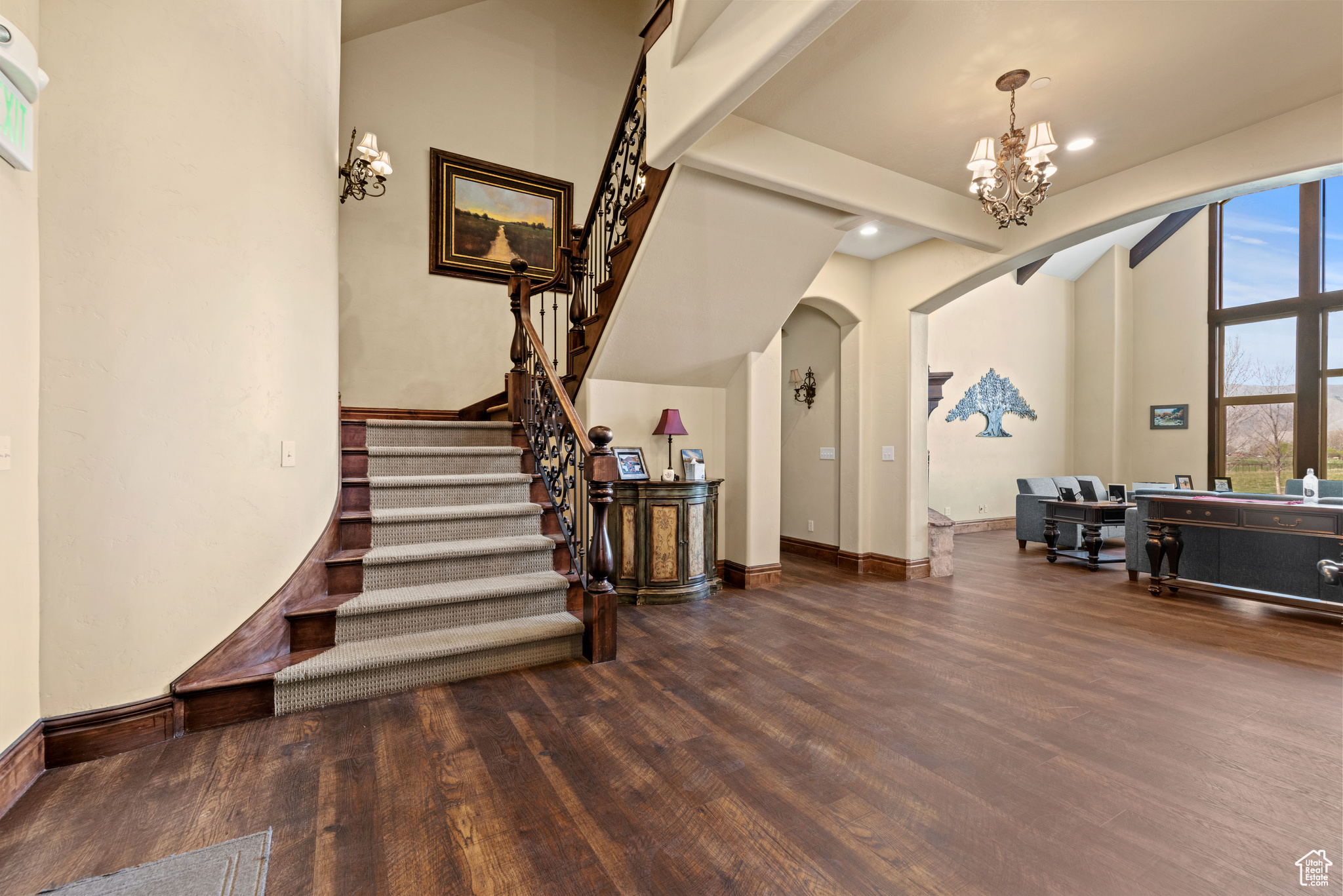 BARTOLD - Commercial Sale