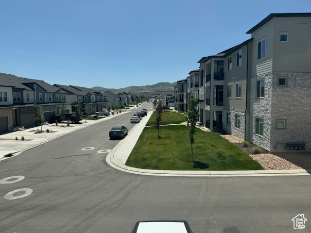 MOUNTAIN RIDGE - Residential