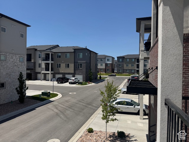 MOUNTAIN RIDGE - Residential