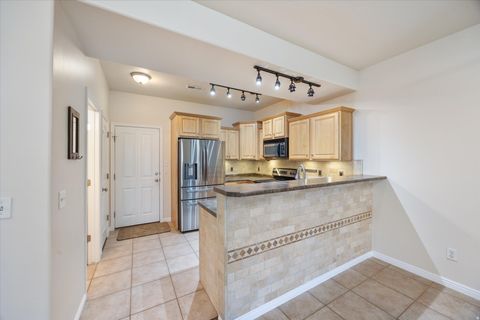 Tiny photo for 907 N FARMINGTON CROSSING Xing W, Farmington, UT 84025 (MLS # 2124766)