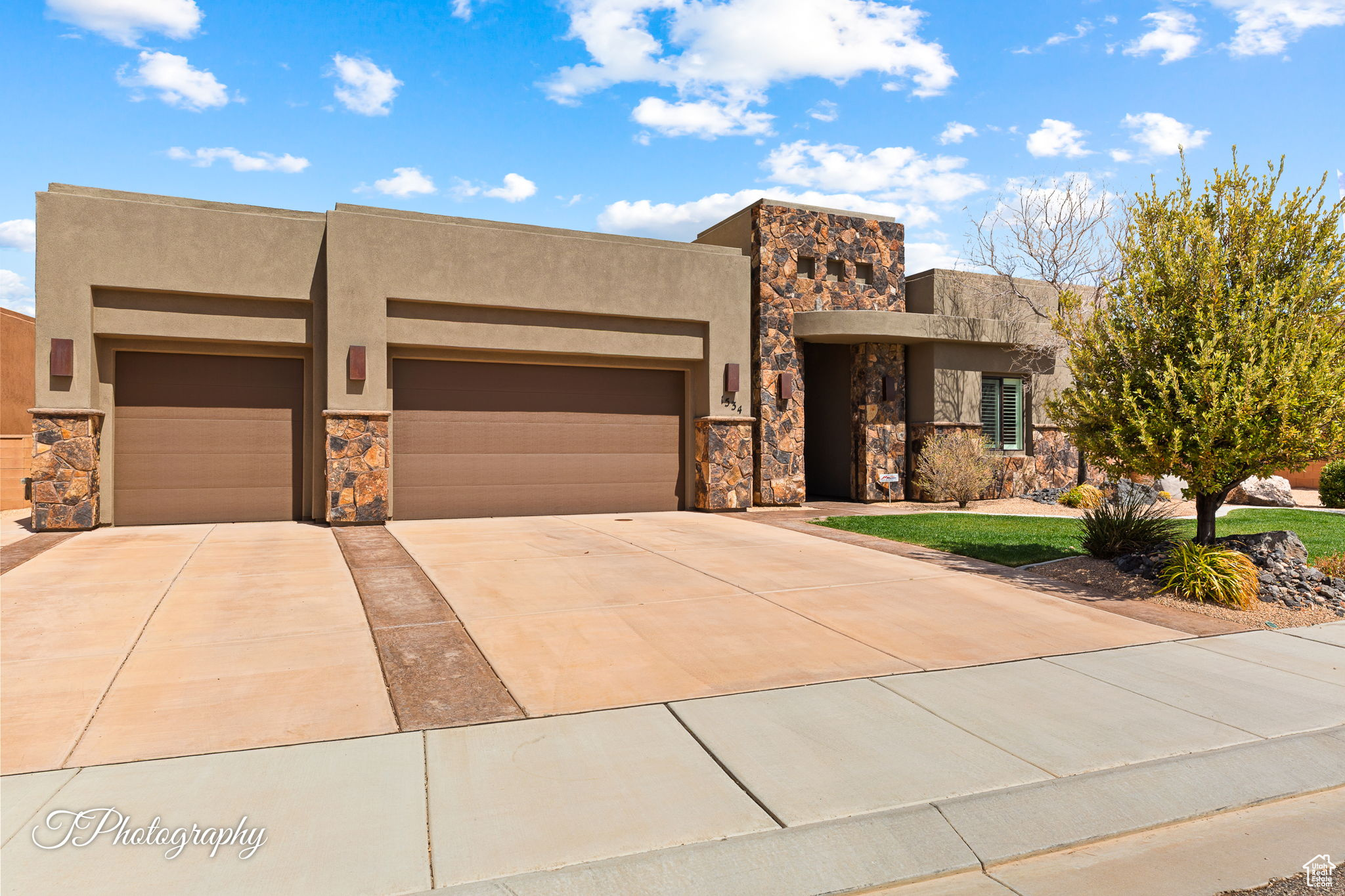 1534 W Fish Rock Rd, Saint George, Utah image 1