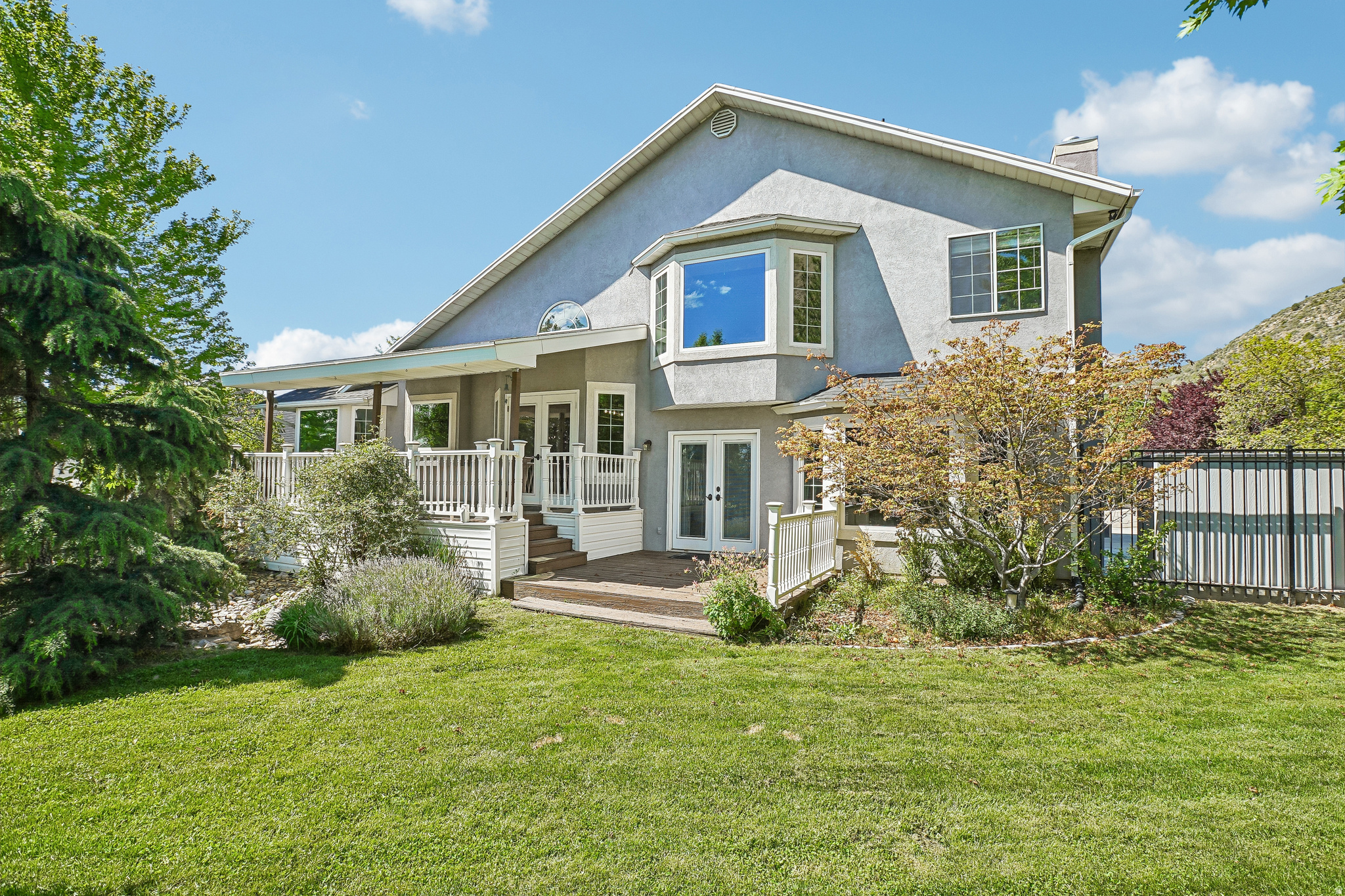 SHERWOOD HILLS - Residential