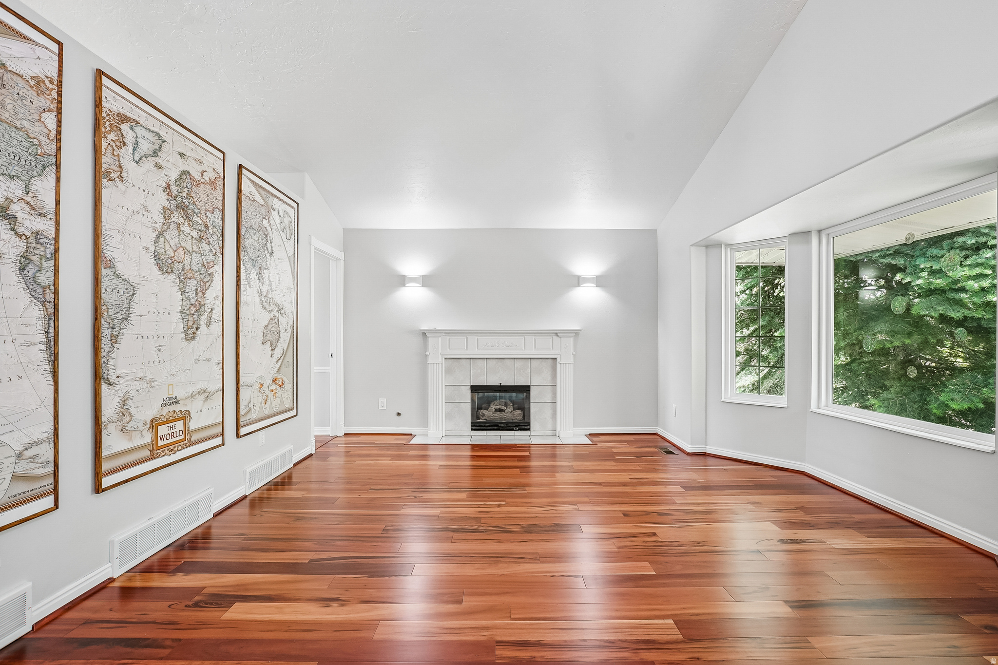 SHERWOOD HILLS - Residential