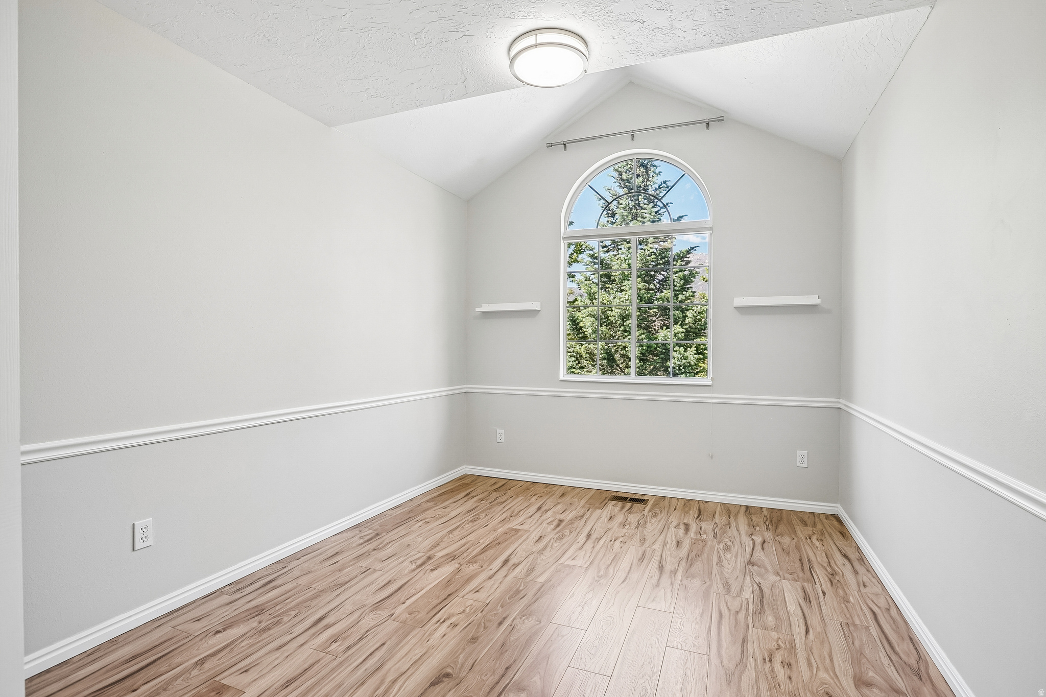 SHERWOOD HILLS - Residential