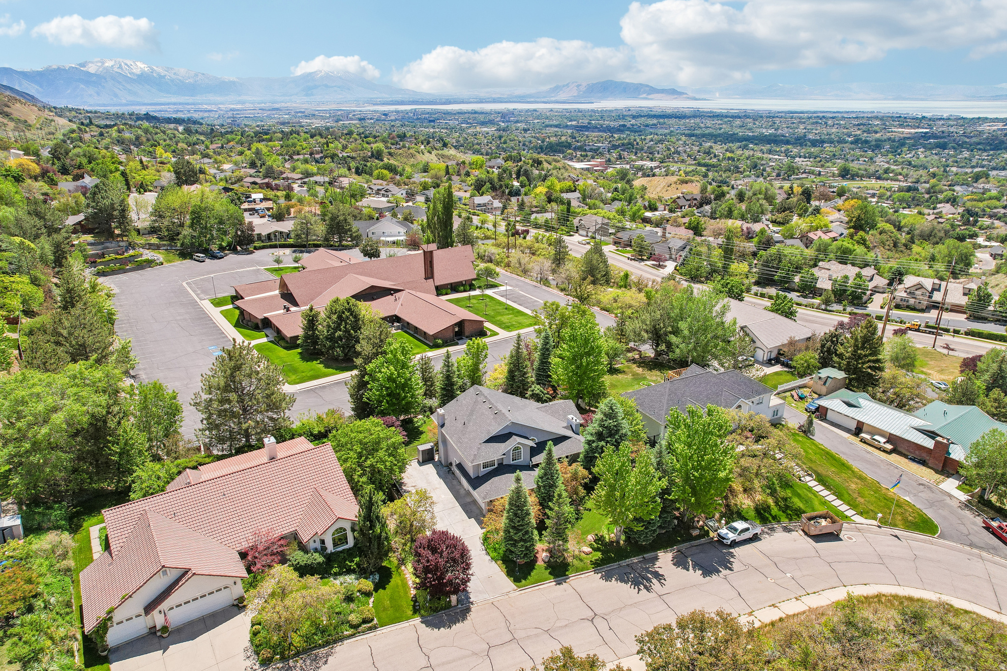 SHERWOOD HILLS - Residential