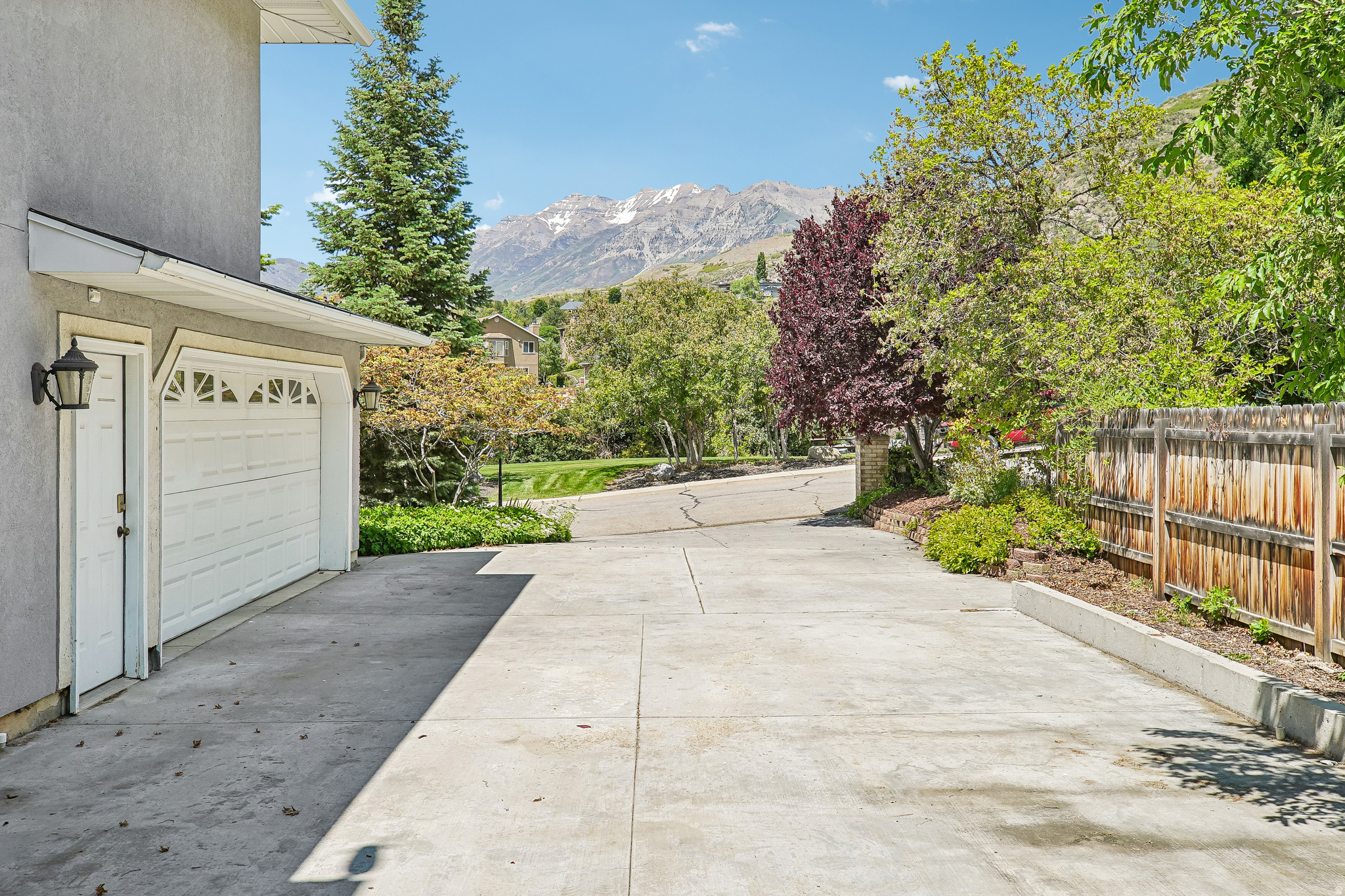 SHERWOOD HILLS - Residential