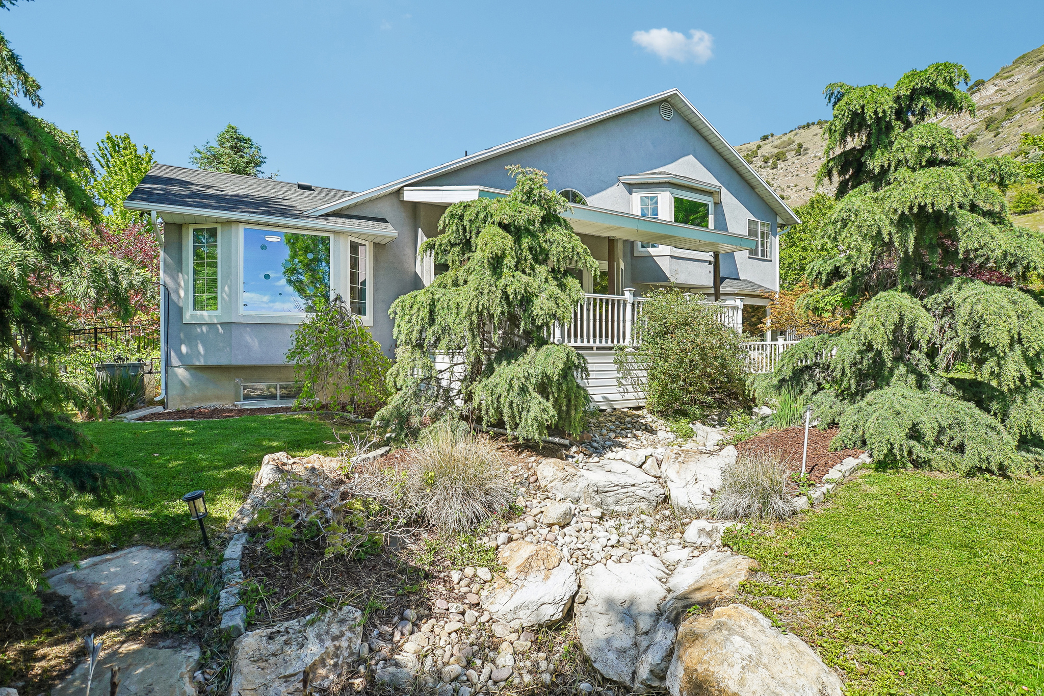 SHERWOOD HILLS - Residential