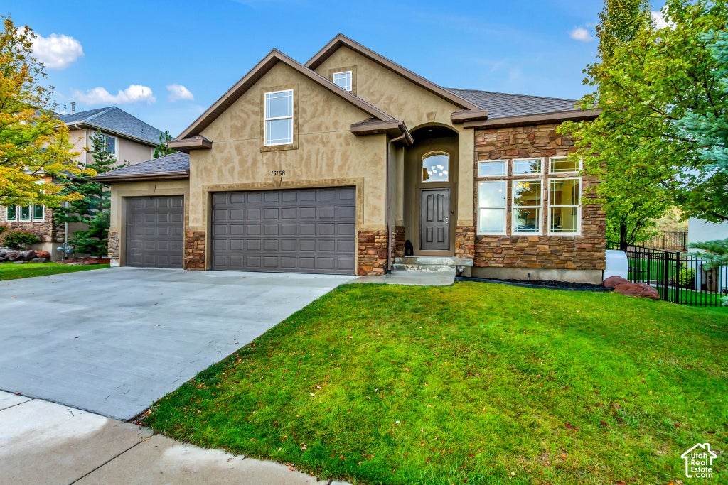 Photo of 15168 S EAGLE CREST DR, Draper (UT Cnty), UT 84020 (MLS # 2191223)