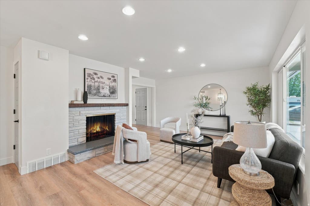 Photo of 109 E 6740 S, Midvale, UT 84047 (MLS # 2178273)