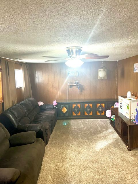 Tiny photo for 127 S 400 E, Lindon, UT 84042 (MLS # 2137141)