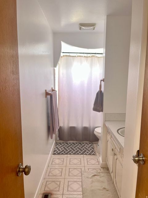 Tiny photo for 127 S 400 E, Lindon, UT 84042 (MLS # 2137141)