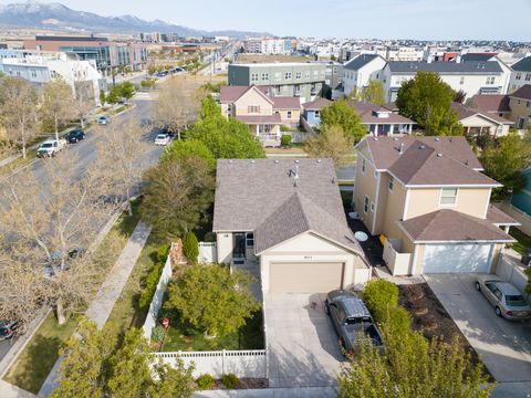 Tiny photo for 5033 W TOPCREST DR, South Jordan, UT 84009 (MLS # 2153394)