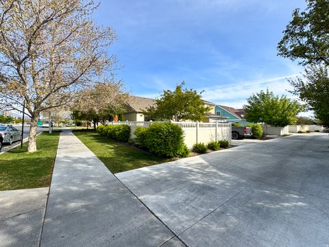 Tiny photo for 5033 W TOPCREST DR, South Jordan, UT 84009 (MLS # 2153394)