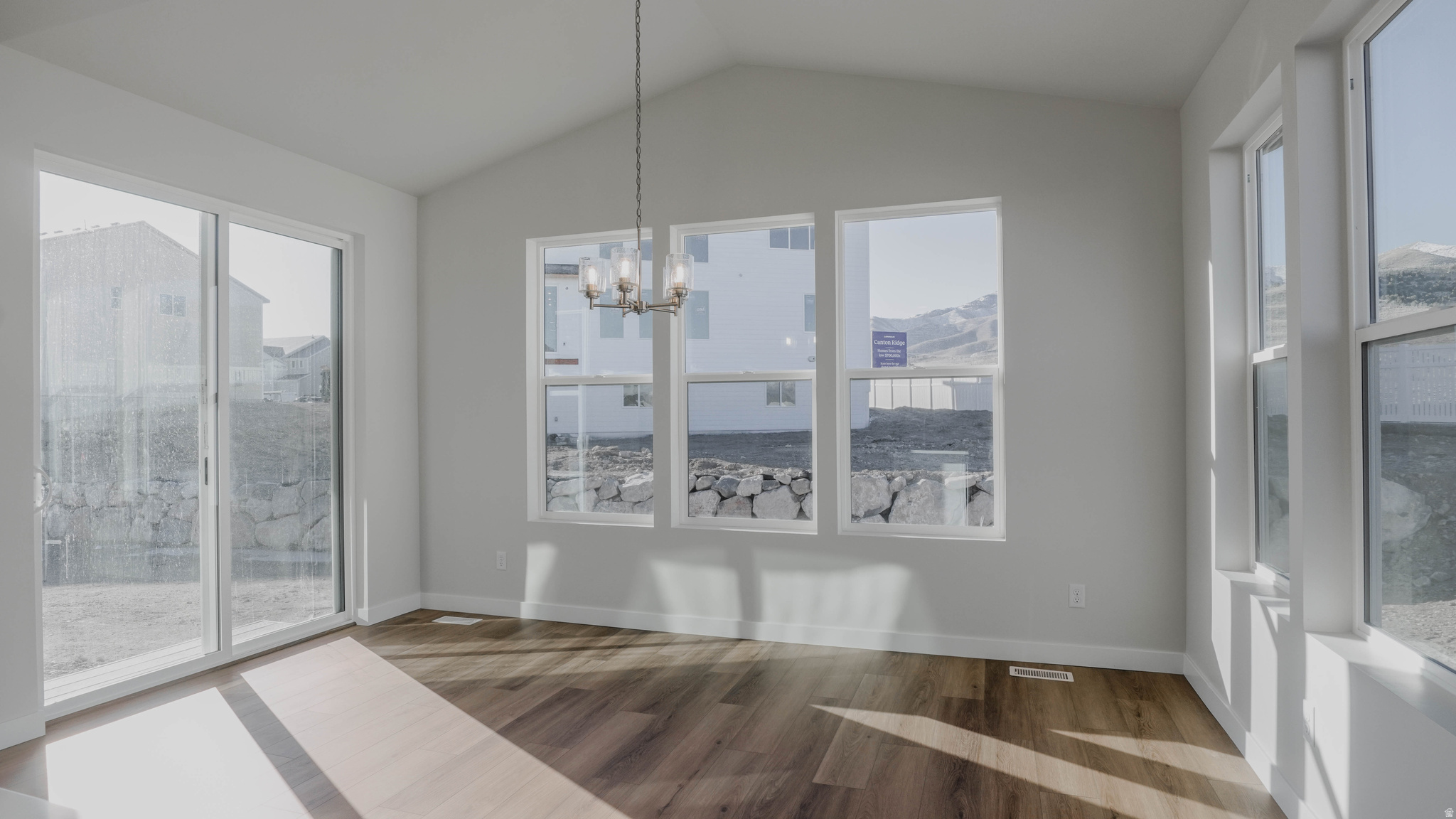 CANTON RIDGE - Residential