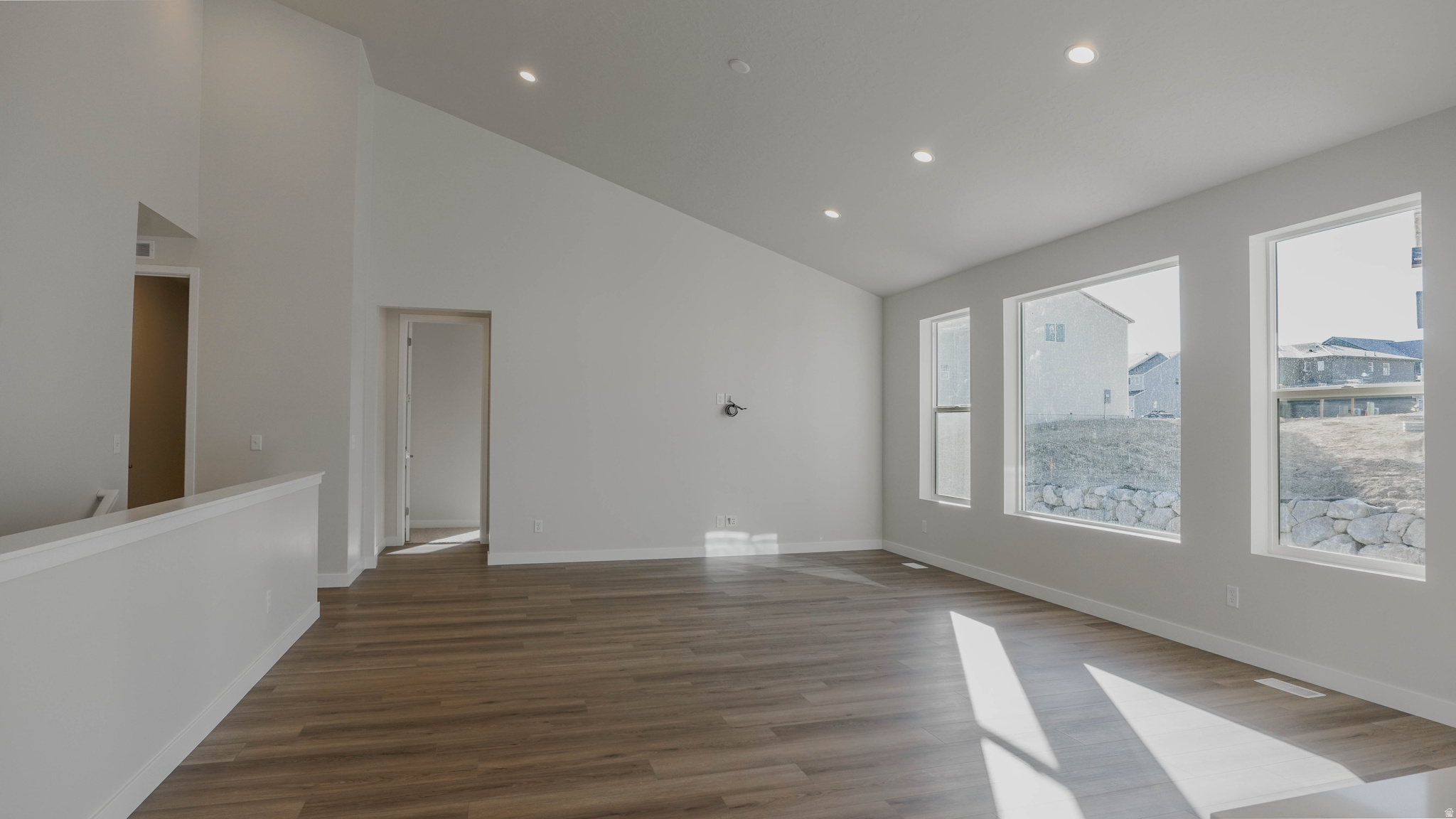 CANTON RIDGE - Residential