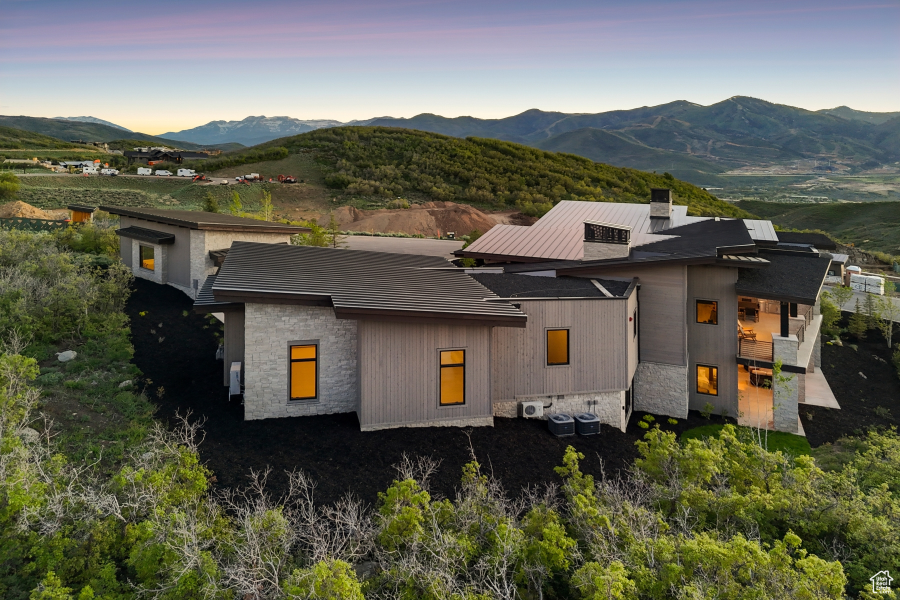 Kamas, Utah 84036, United States, 5 Bedrooms Bedrooms, ,5 BathroomsBathrooms,Residential,Active,140913