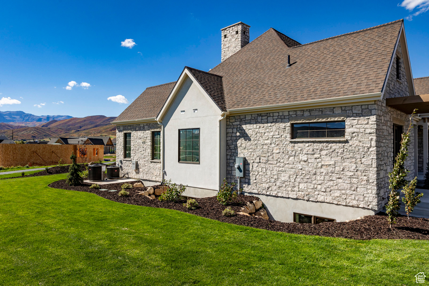 SADDLECREEK - Residential