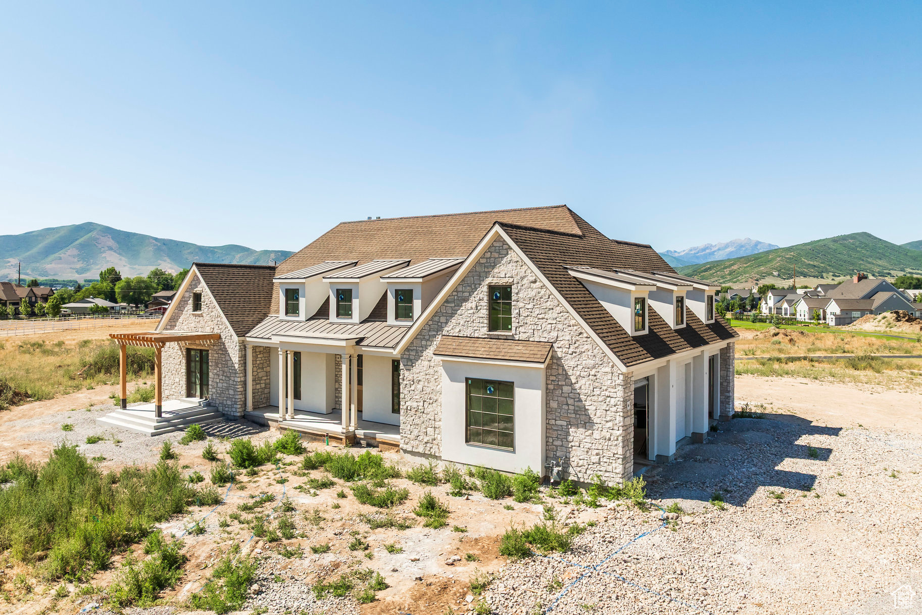 SADDLECREEK - Residential