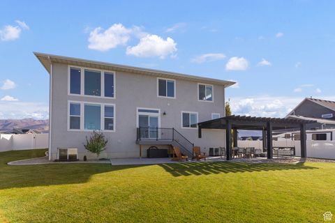 Tiny photo for 2226 S BETSYS WAY, Kaysville, UT 84037 (MLS # 2115626)