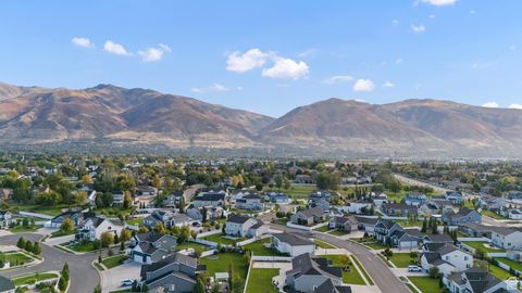 Tiny photo for 2226 S BETSYS WAY, Kaysville, UT 84037 (MLS # 2115626)