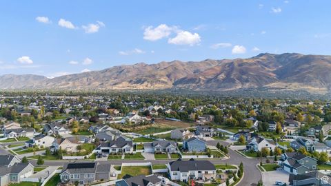 Tiny photo for 2226 S BETSYS WAY, Kaysville, UT 84037 (MLS # 2115626)