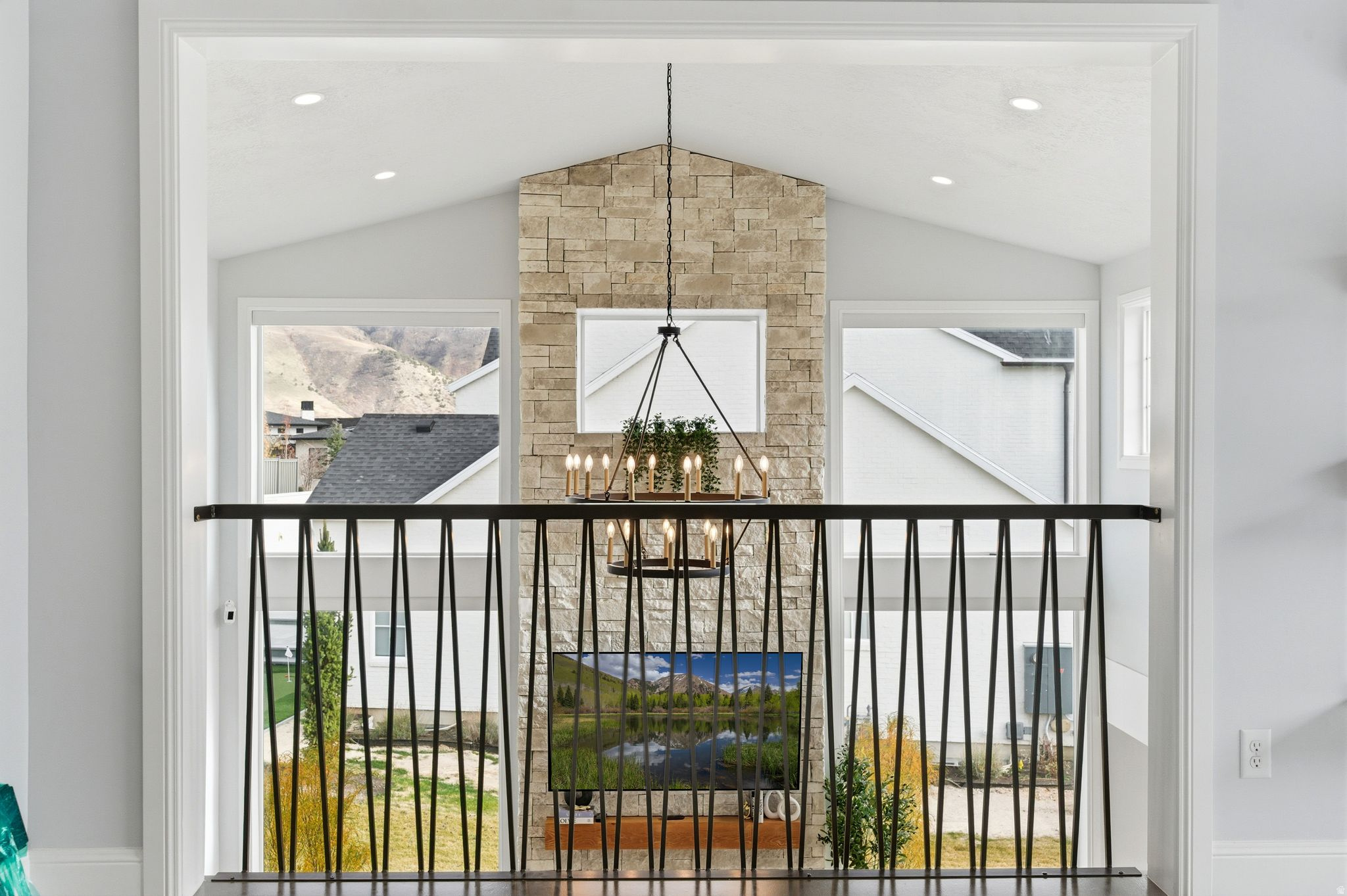 NORTH POINT VIEW - Residential