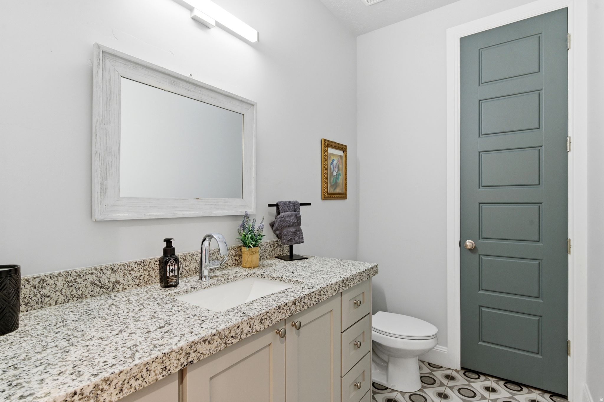 NORTH POINT VIEW - Residential