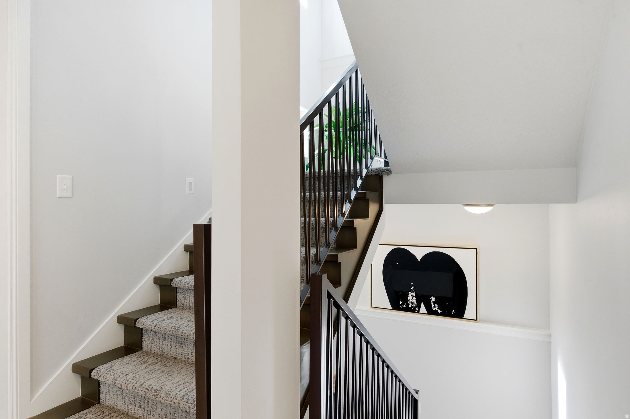 NORTH POINT VIEW - Residential