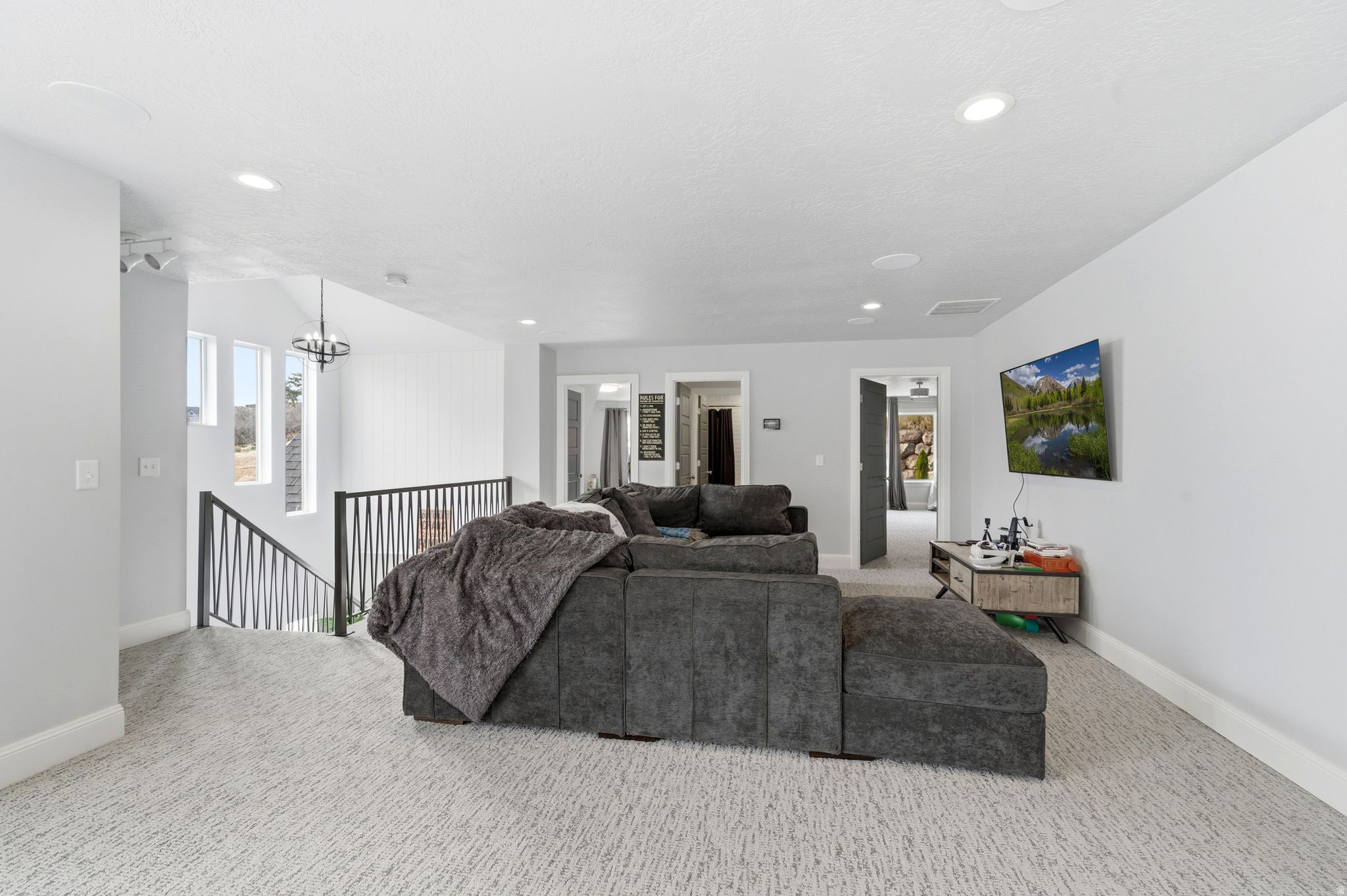 NORTH POINT VIEW - Residential