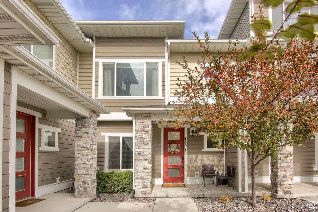 Photo for 1807 W IKAROS LN, South Jordan, UT 84095 (MLS # 2119270)