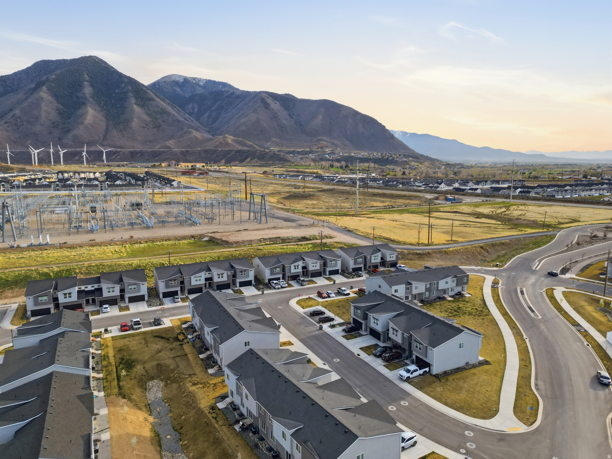 MAPLETON VILLAGE - Residential