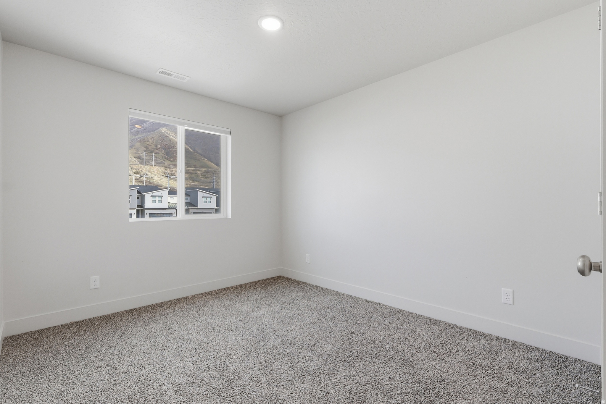 MAPLETON VILLAGE - Residential