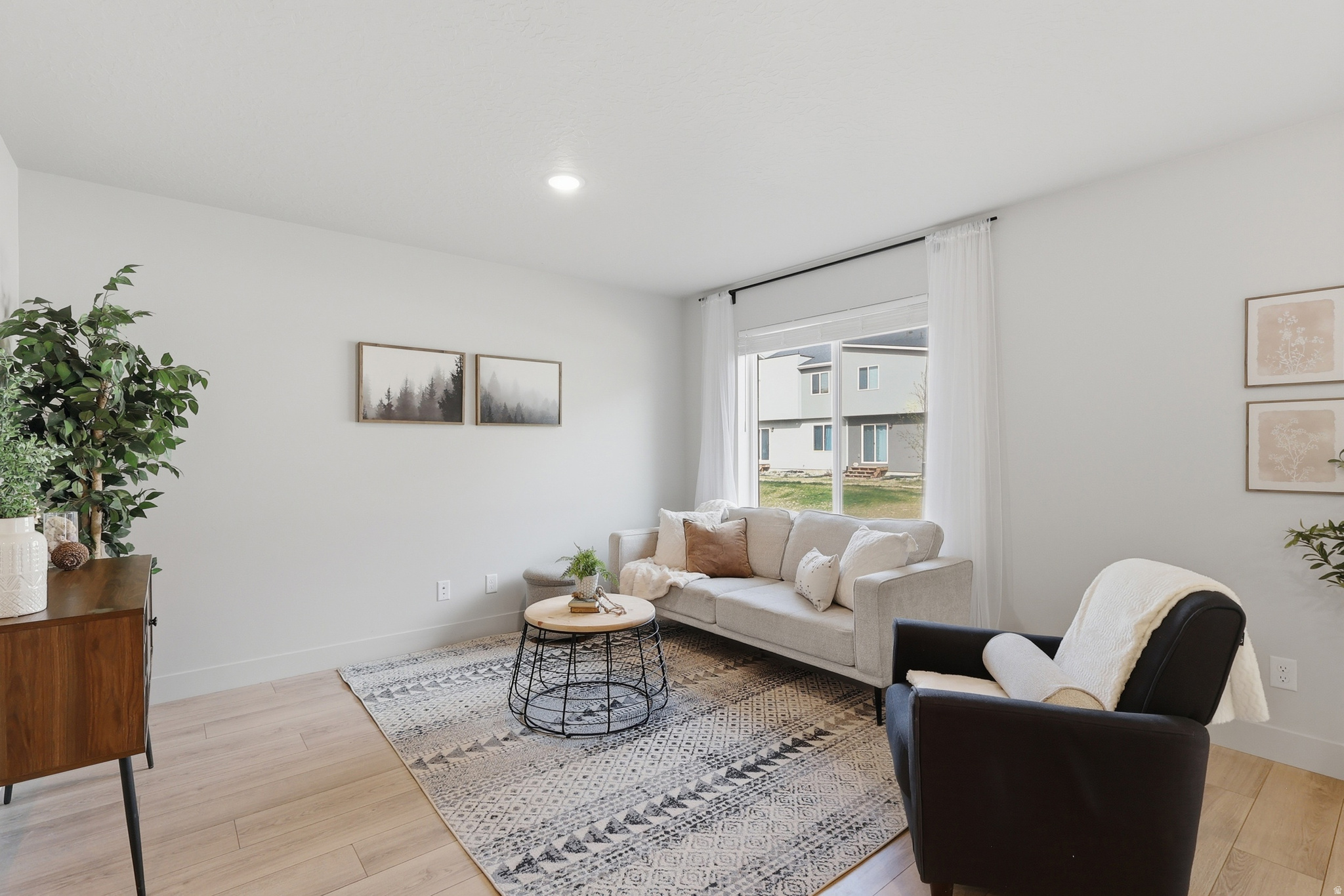 MAPLETON VILLAGE - Residential