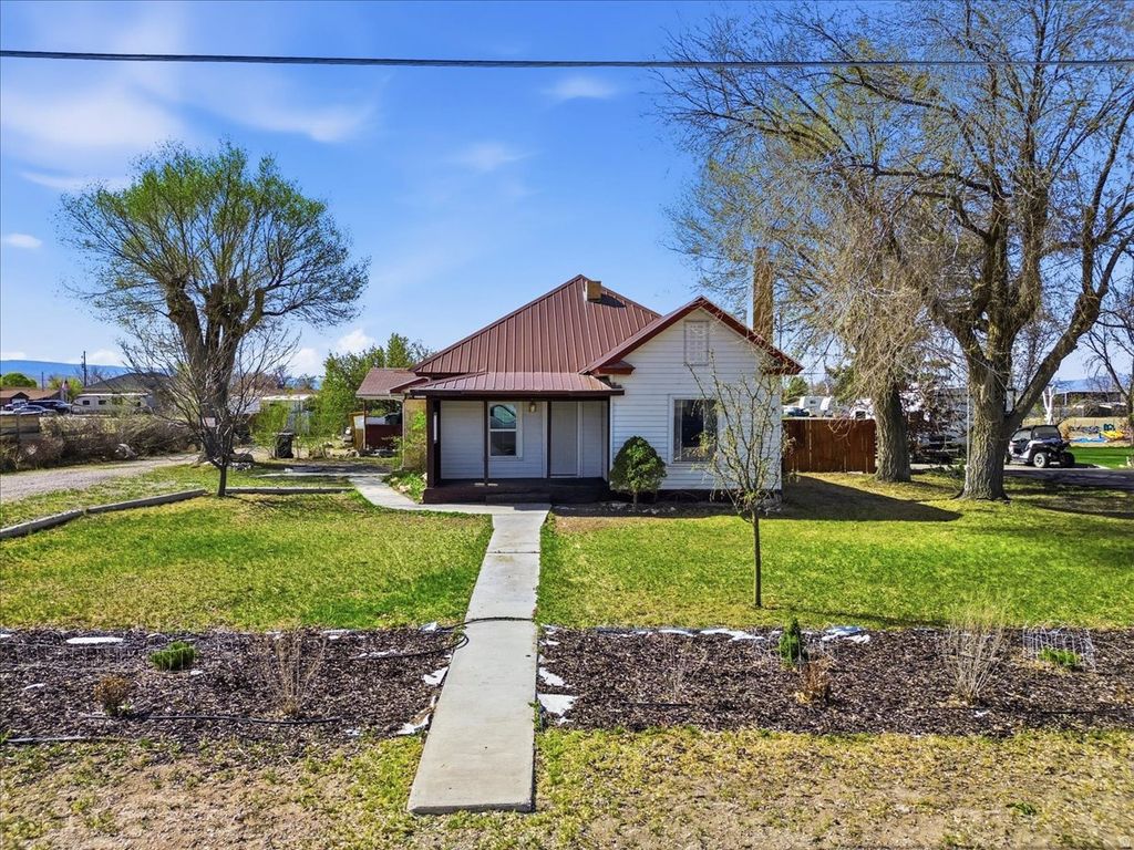 Photo of 135 W 200 N, Centerfield, UT 84622 (MLS # 2152638)