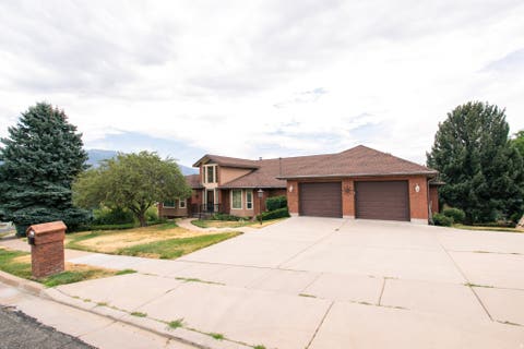 Photo of 1063 E 5700 S, South Ogden, UT 84405 (MLS # 2172790)