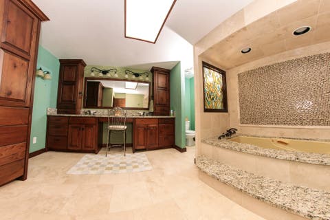 Tiny photo for 1063 E 5700 S, South Ogden, UT 84405 (MLS # 2172790)