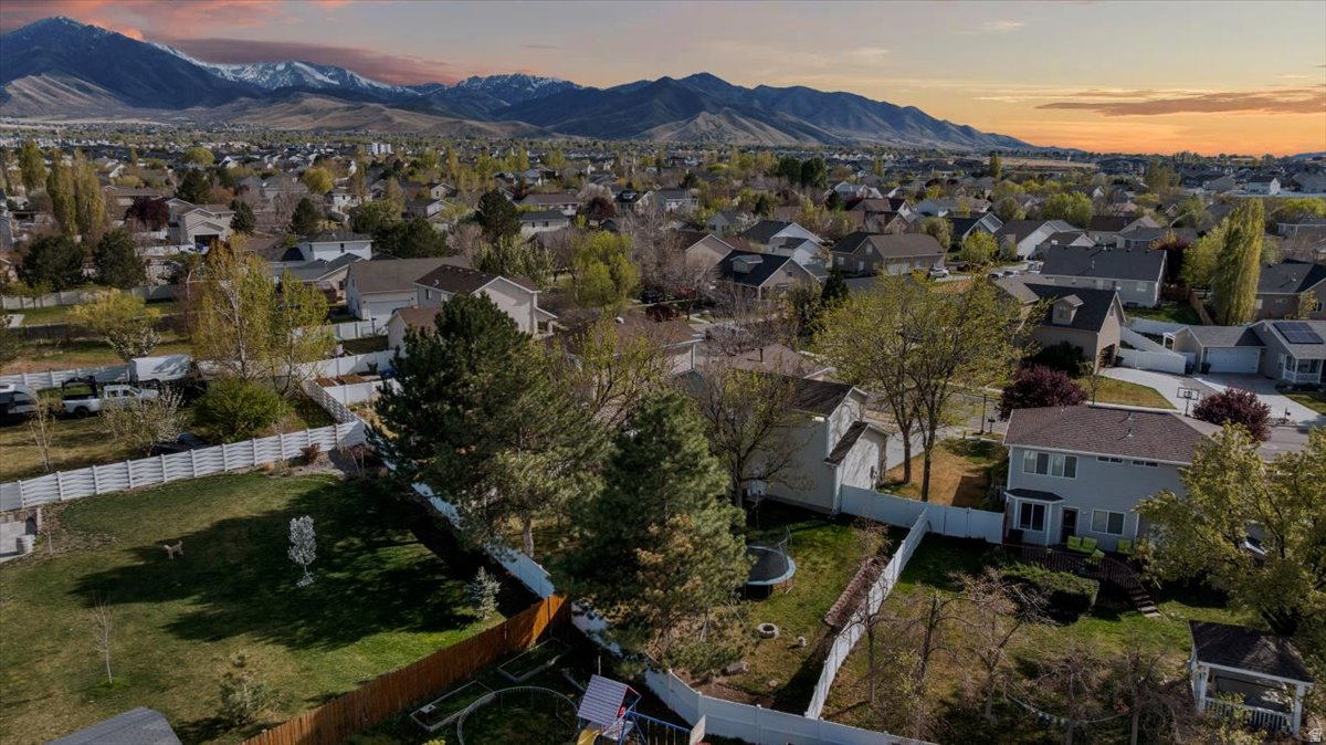 OVERLAKE ESTATES - Residential