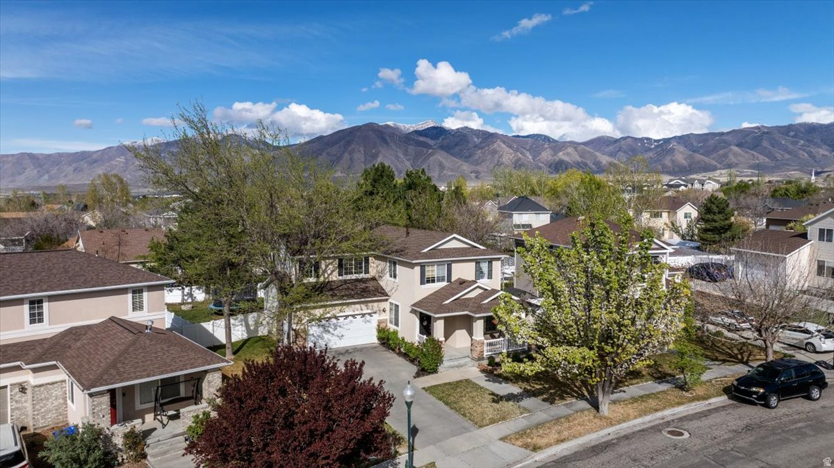 OVERLAKE ESTATES - Residential