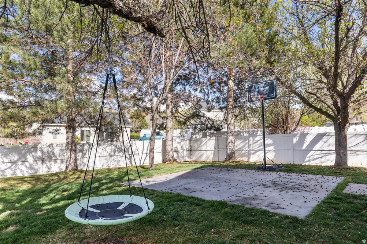 OVERLAKE ESTATES - Residential