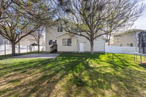Tiny photo for 304 W DAWSON DR, Tooele, UT 84074 (MLS # 2148467)