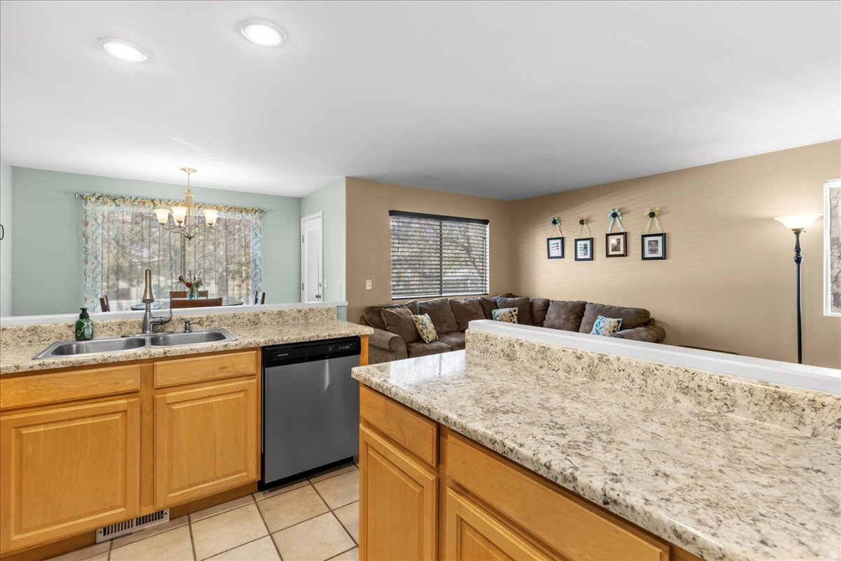 OVERLAKE ESTATES - Residential